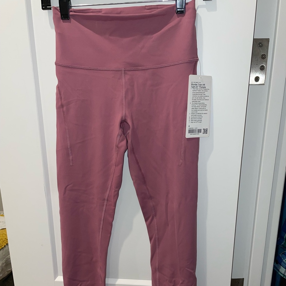 NWT lululemon wunder train HR tights with pockets - Picture 8 of 9